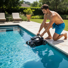 Swimming Pool Cleaning Robot Automatic Wireless Outdoor Rechargeable Cordless Portable Pool Vacuum Cleaner Lithium Battery